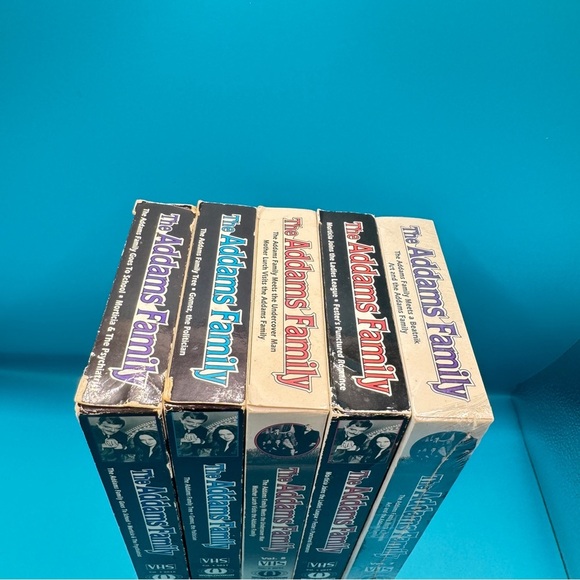 Lot of 5 Vintage Addams Family VHS Worldvision Home Video Tested 1 Sealed Rare - Picture 15 of 15